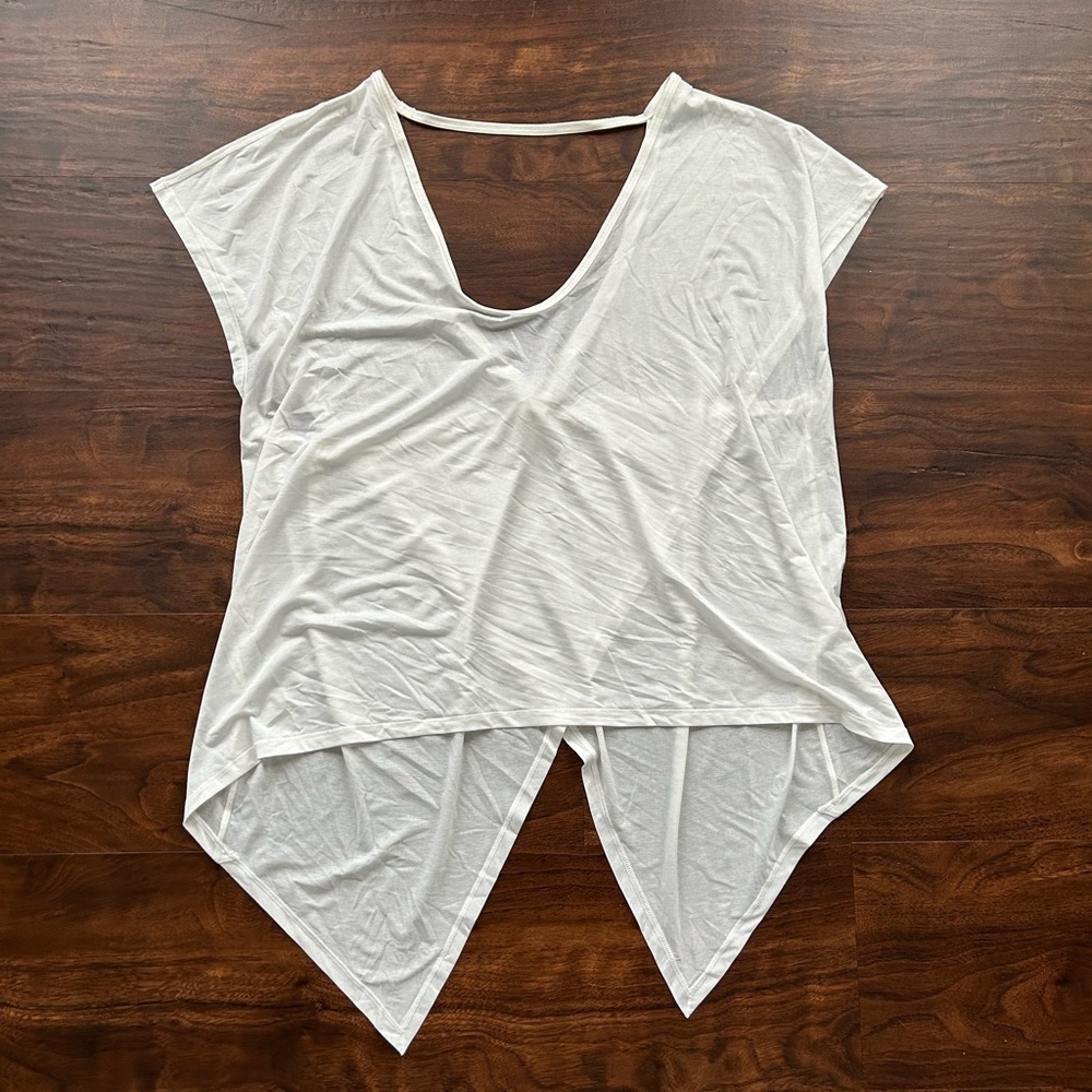 Lululemon Playful Practice Short Sleeve 
White 
Size 10–12